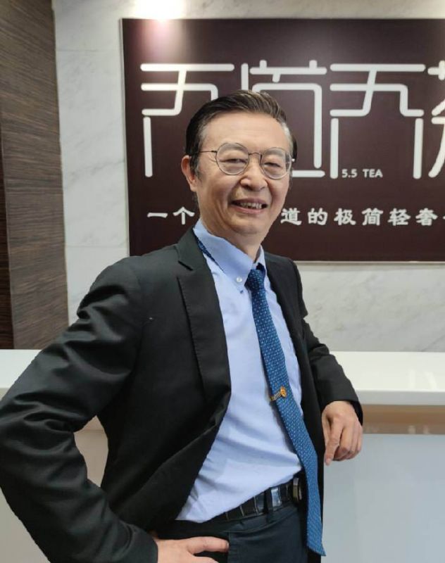 吴育谦